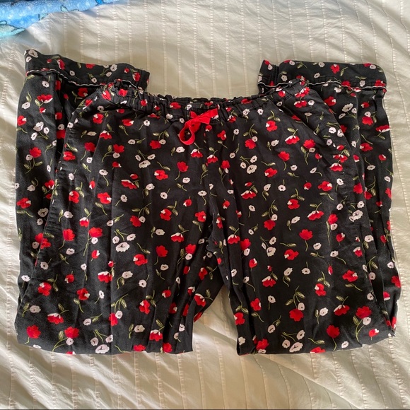 3/$24 Victoria’s Secret PJ Bottom
